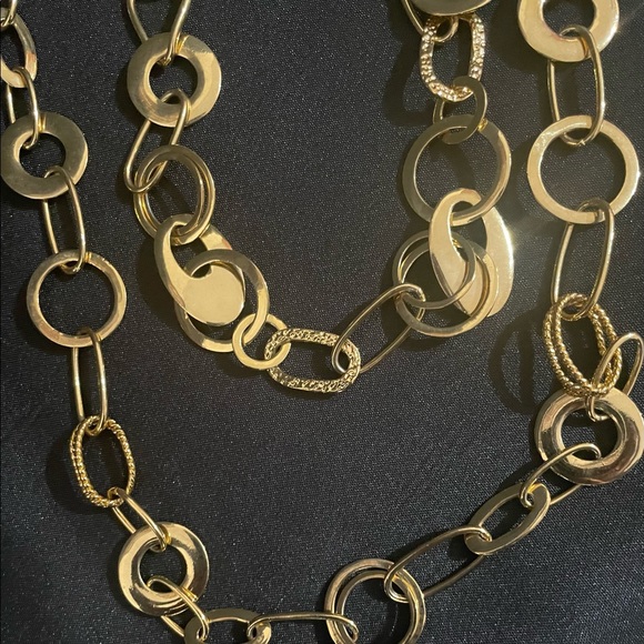 Gold Circles Necklace - Picture 7 of 9